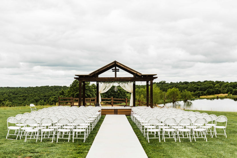 - Tulsa Wedding Venues: White Barn Events